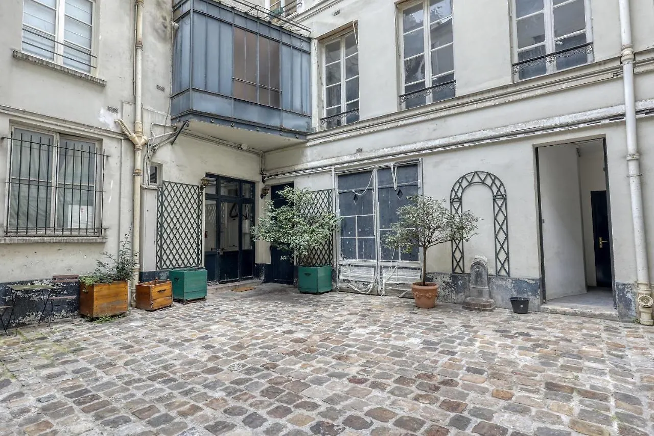 Apartamento Bohemian & Authentic Parisian Flat - Paris 07